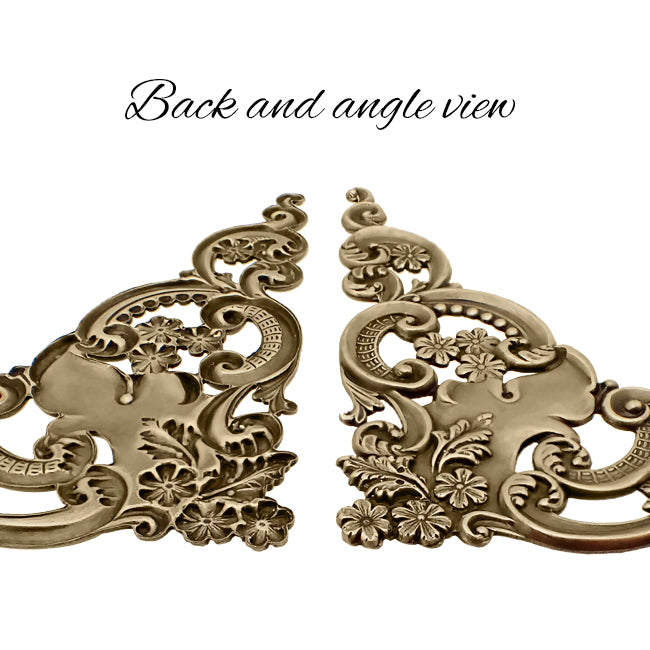 Large Corner Stampings - Antiqued Brass Ox - Art Nouveau Floral Flourish Scrapbooking Corners With Cut Outs Victorian Style - 1 Piece