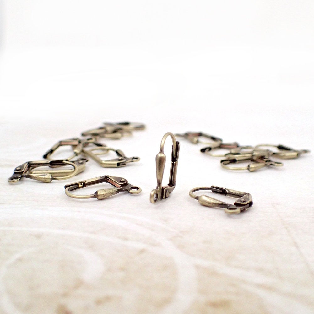 Lever Back Earring Findings - Antiqued Brass Ox - Nickel Free Jewelry Making Supplies - Latched Leverback Ear Wires - 5 Pairs - 10 Pieces