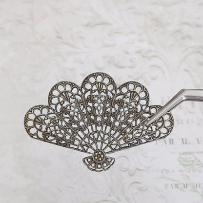 Large Victorian Fan Shaped Filigree - Antiqued Brass Ox - Intricate Detail Dapt - Nickel Free - 1 Piece - High Quality European Brass